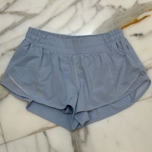 Lululemon Hotty Hot Shorts 2.5